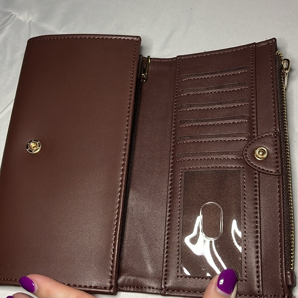 Target wallet - Picture 3 of 5